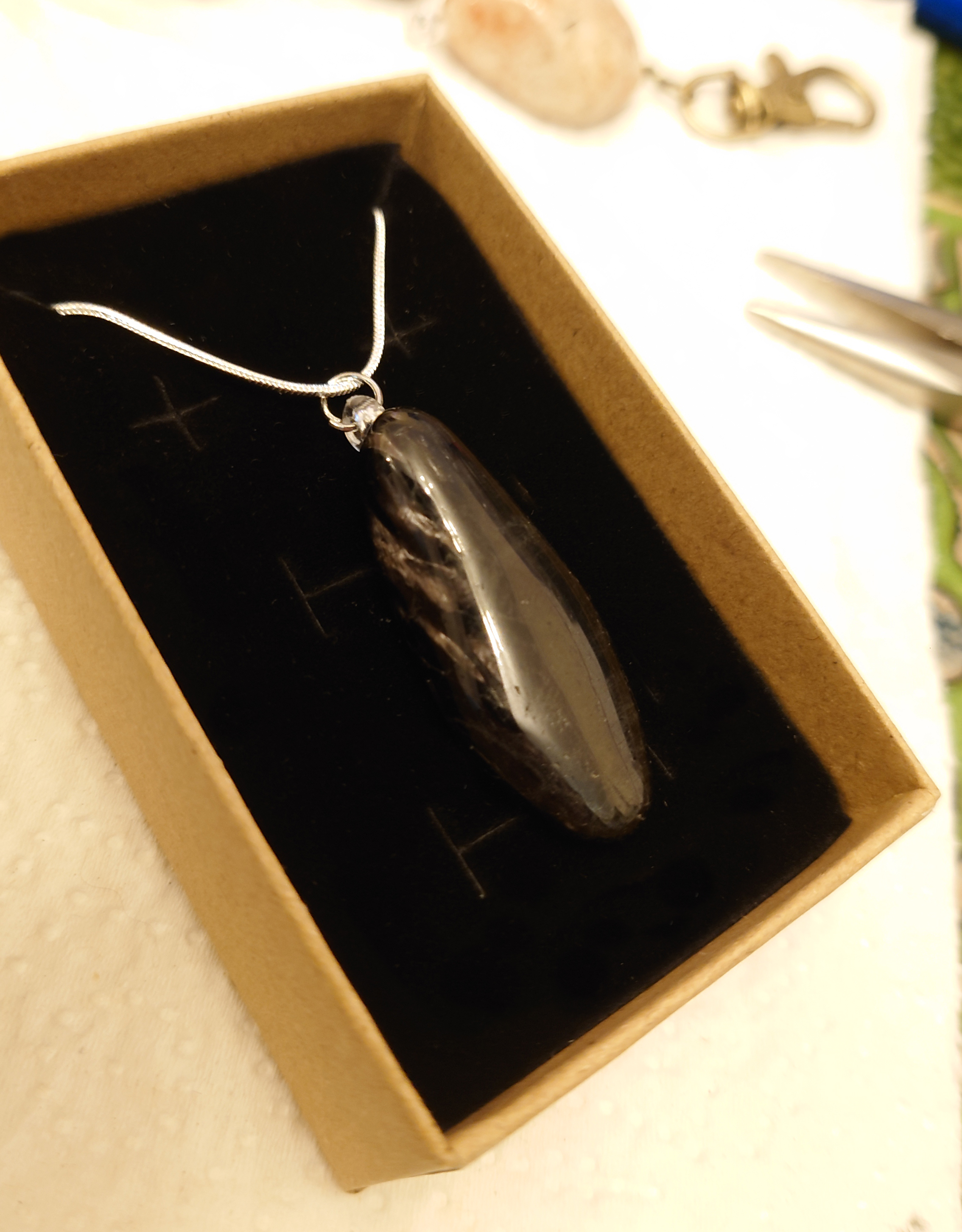 Crystal necklace - hypersthene photo