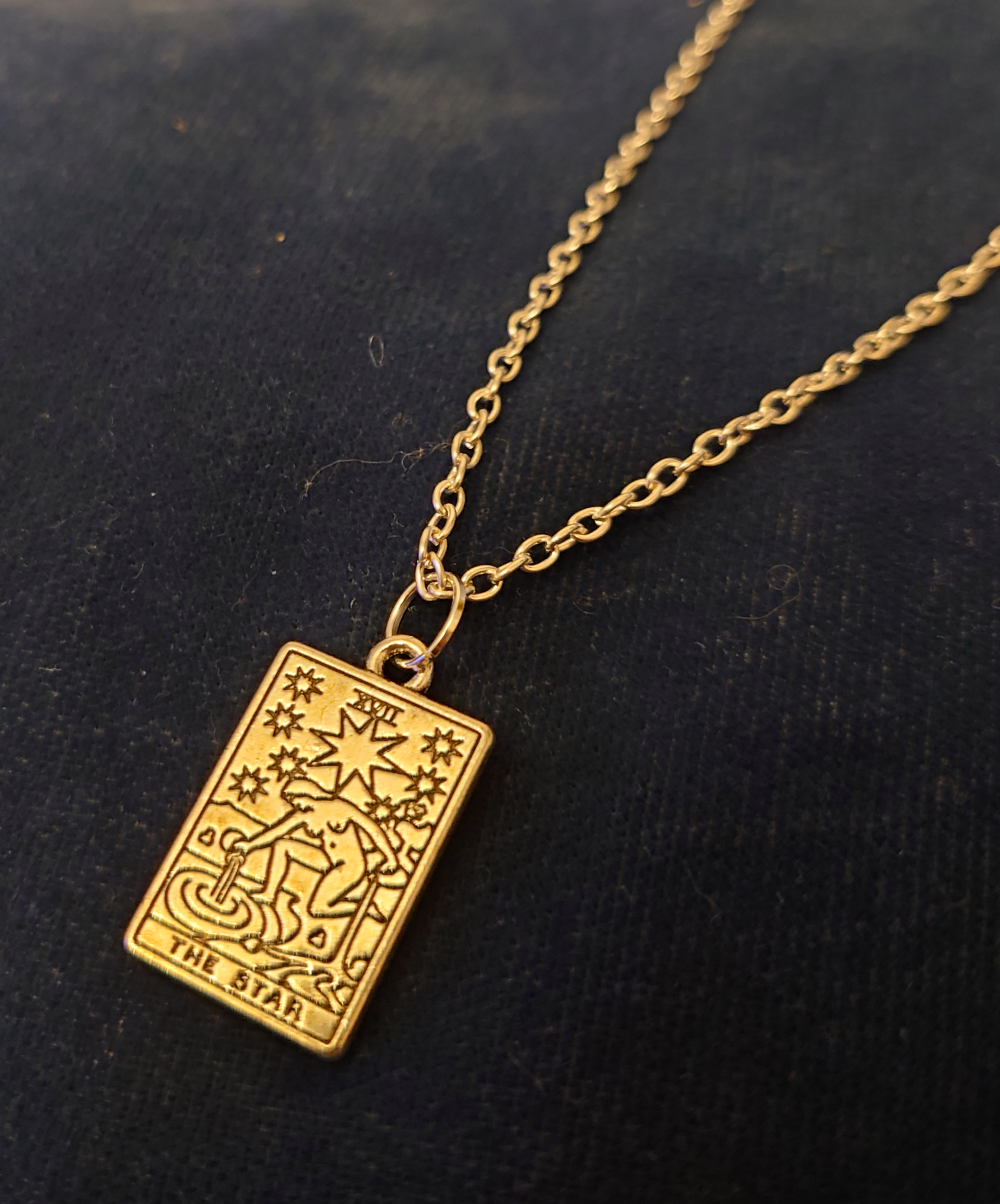 Tarot necklace - The Lovers - gold metal · Tarot necklace - The Star - silver metal