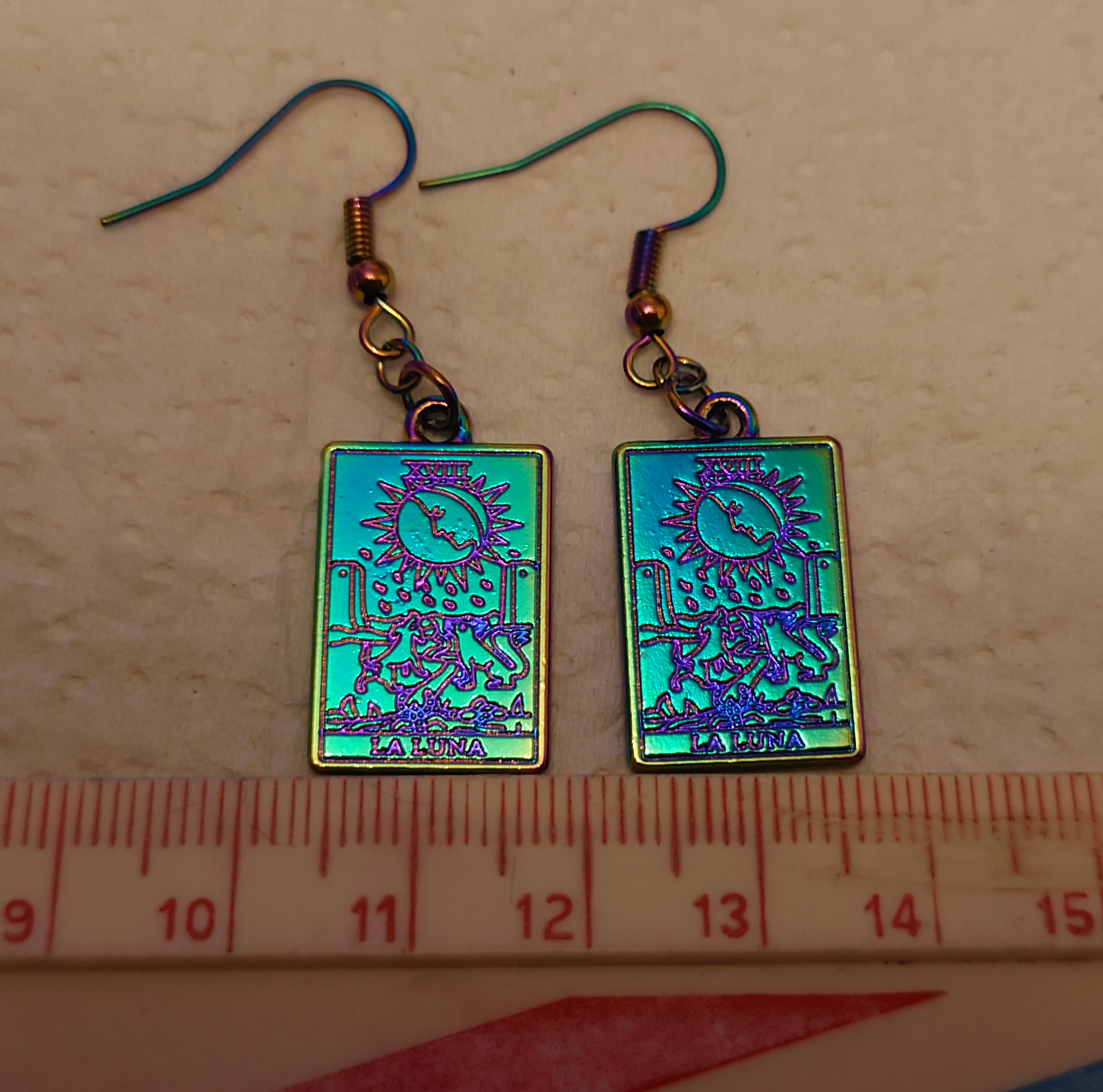 Tarot earrings - The Moon - gold metal · Tarot earrings - The Moon - rainbow metal